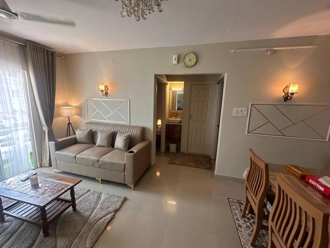 Nk Homes - Urban Serviced Apartments Hyderabad Bagian luar foto