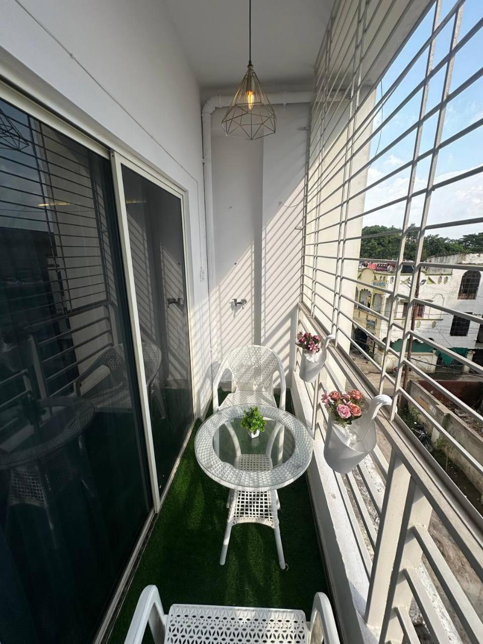 Nk Homes - Urban Serviced Apartments Hyderabad Bagian luar foto